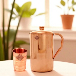 Carafe à eau en cuivre pur à 100 %, très vendue, avec couvercle et poignée, faite à la main, lisse, décorative, en métal, pour la cuisine - Product Image 1