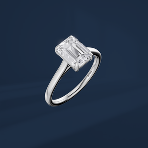 Bague de fiançailles en platine pour femme avec diamant taille émeraude PT950, style classique, diamant certifié IGI - Product Image 1