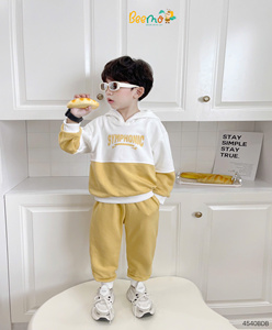 ชุดเสื้อผ้าเด็กผู้ชายคุณภาพสูงสำหรับฤดูหนาว ชุดวอร์มเด็กผู้ชาย เสื้อฮู้ด กางเกงขายาว น่ารัก ทันสมัย เหมาะสำหรับฤดูใบไม้ผลิและฤดูใบไม้ร่วง - Product Image 3