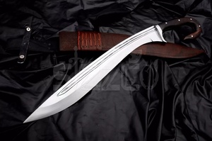 Hermosa Funda de Cuero para Cuchillo de Caza y Camping Hecha a Mano, Espada de Juguete, Regalo Ideal - Product Image 4