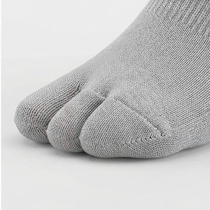 Men's Crew <b>Socks</b> Solid Color Knitted 5 <b>Toe</b> Breathable Cotton Daily Wear Spring Style - Product Image 6