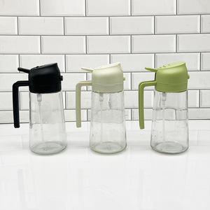 Bouteille d'huile en verre double usage la plus vendue avec <span class=keywords><strong>bouchon</strong></span> à vis et bec verseur noir pour la cuisine - Product Image 4