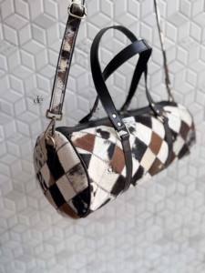 Bolsa de Viaje de Cuero Vacuno Auténtico, Diseño a Cuadros, Hecha a Mano, Unisex, Multiusos, Tamaño Grande - Product Image 2