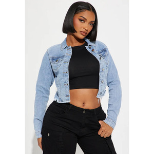 Blouson en jean bleu clair Omen, coupe courte, ourlet effiloché, style streetwear, Twin City, vente en gros, vintage, délavé, manteau d'extérieur, mode personnalisée - Product Image 1