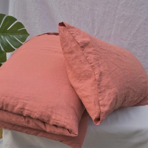 ผ้าปูที่นอนแบบเรียบและแบบรัดมุม ขนาดควีนไซส์ สีน้ำเงินเข้ม ผลิตจากผ้าลินินฝรั่งเศส 100% คุณภาพดี นุ่มสบาย เป็นมิตรต่อสิ่งแวดล้อม สำหรับขายส่ง - Product Image 5