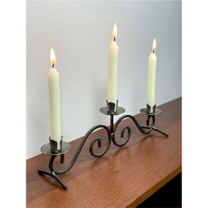 Candelabro de Metal Negro Vintage Personalizado por el Fabricante, Centro de Mesa con 3 Cabezas para Velas Cónicas, Decoración para Mesa de Hotel o Boda - Product Image 1