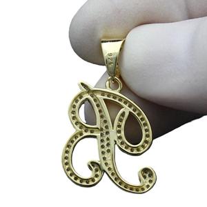 Colgante de letra B con incrustaciones de moissanita y diamantes, de plata de ley 925, sin cadena - Product Image 2