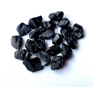 Black Spinel <b>Raw</b> Stones Natural Rough <b>Crystals</b> Loose Gemstone Mineral Specimen Bulk Wholesale Jewelry Use IGI Certified Light - Product Image 1