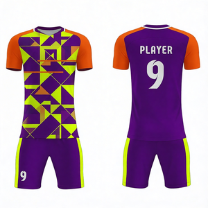 ชุดฝึกซ้อมฟุตบอลดีไซน์ใหม่ ชุดยูนิฟอร์มฟุตบอลมืออาชีพ เสื้อและกางเกงขาสั้น ชุดทนทาน คุณภาพสูง แบบสั่งทำ - Product Image 1