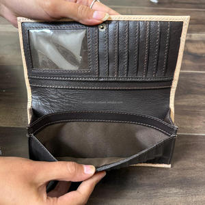 2025 hecho a mano con estilo de cuero genuino para hombre, billetera plegable para tarjetas y diseño Floral, organizador de efectivo Delgado, tarjetero - Product Image 6