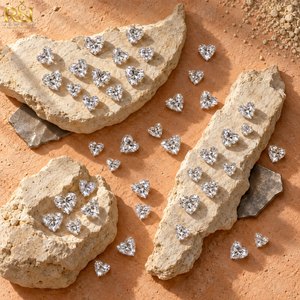 Paquete de Diamantes Corazón de 18.25 Quilates, Diamantes Sueltos Cultivados en Laboratorio CVD HPHT |   Gemas de Joyería Sin Certificado, Corte Excelente, Color D E F, Claridad VVS VS - Product Image 1