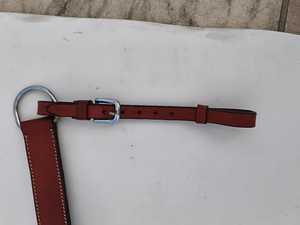 Juego de Arreos para Caballo Occidental de Cuero Genuino Premium al por Mayor - Conjunto Artesanal de Cabezada, Pechopetral y Cincha - Product Image 6