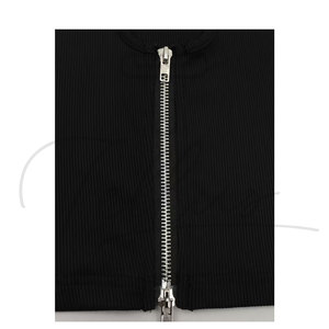 เสื้อครอปท็อปผู้หญิงขายส่ง ระบายอากาศได้ดี ทรงเข้ารูป แขนสั้น ผ้าฝ้าย น้ำหนักเบา ใส่ได้ทุกวัน - Product Image 4