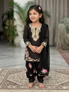 Ensemble Salwar brodé pour filles avec dupatta, ensemble kurta ethnique pour mariage, fête ou tenue décontractée - Product Image 4
