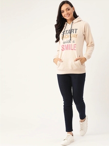 Sudadera con Capucha Beige para Mujer con Estampado de Sonrisa, Tejido de Algodón y Bambú, Ropa Casual de Otoño - Product Image 1