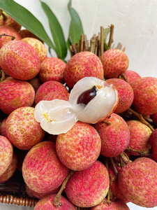 Lichi Vietnamita Enlatado en Almíbar, Textura Jugosa, Lichis Blancos Naturales sin Hueso, Fruta en Lata, Marca Privada al Mejor Precio - Product Image 2