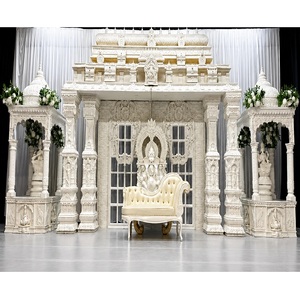 Décor de réception de mariage d'élite : Panneaux en fibre de verre sculptés dorés, légers et de qualité supérieure, pour un toilettage de fond de scène de luxe vintage. - Product Image 6