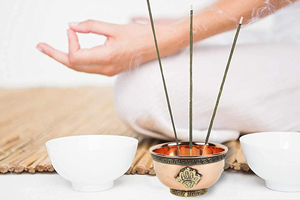 Cuenco de cobre Humsa pequeño para fumigación, quemador de incienso multiusos para meditación, de consignantes indios - Product Image 3