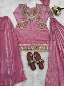 Robe de mariée indienne pakistanaise traditionnelle en soie rose pour femmes, longueur au sol, coupe ample, tenue ethnique toutes saisons - Product Image 5