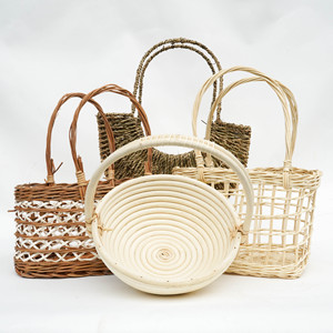 Blooming Treasures Flower Basket Guide complet du stockage classique en bois brun en gros du Viet Nam - Product Image 1