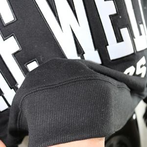 Sweat-shirt à col montant noir 100% coton, broderie appliquée blanche, col large, URBAN PRODUCTIONS - Product Image 4