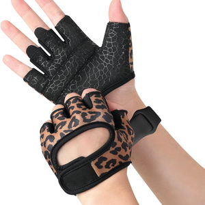 High Quality Half Finger Gym Gloves Workout Leather Gloves for <b>Weight</b> Lifting Fitness Training Breathable Design Gym Gloves - Product Image 2
