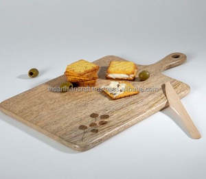 Planche à découper en bois écologique pour la cuisine, épaisseur 2,0 cm, compatible lave-vaisselle, pour couper les légumes et servir de plateau. - Product Image 4