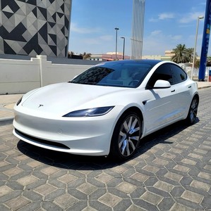 Te sl a Mo del 3 Long <b>Range</b> ELECTRIC CAR - Product Image 6