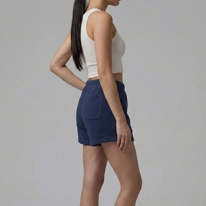 Shorts en polaire pour femmes / Shorts de sport d'été de haute qualité pour femmes / Shorts de jogging en polaire 100% avec cordon de serrage à la taille pour femmes - Product Image 6