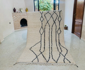 Alfombra Persa Marroquí Hecha a Mano, de Lana Multicolor Blanca y Negra, Ecológica, Antideslizante, con Patrón de Pelo Medio para Sala de Estar - Product Image 1