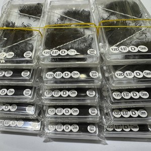 Extensiones de Pestañas Pre-fabricadas de Alta Gama, Hechas a Mano, Estrechas 10D-20D, 500/1000 Fans/Tray, Curvatura C/D, Base Puntiaguda, PBT Sintético, Logotipo Personalizado - Product Image 6