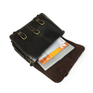 Sac pour ordinateur portable en cuir véritable durable pour le bureau, les voyages et les réunions professionnelles à un prix compétitif - Product Image 4