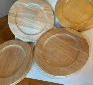 Assiettes en bois d'acacia faites à la main, naturelles, multi-usages, écologiques, de forme irrégulière, design contemporain, vaisselle en vente, meilleur prix - Product Image 3