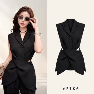 Chemisier de bureau structuré sans manches pour femme, style gilet peplum, avec revers cranté et taille découpée, noir CELESTINE - Product Image 1