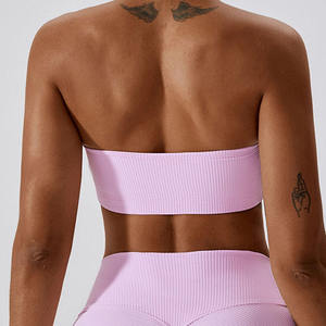 Soutien-gorge de sport pour femme en promotion – Haute qualité, extensible dans 4 directions, respirant, écologique, élasticité moyenne, XS personnalisable à l'avant - Product Image 4