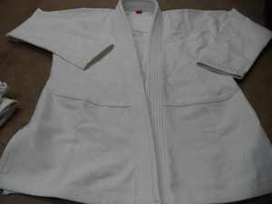 Fabrication OEM ODM de kimonos de Jiu-Jitsu, uniformes personnalisés avec broderies et étiquettes privées. - Product Image 2