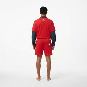 Ensemble de t-shirts imprimés rouges pour hommes avec motif de personnage, style streetwear, vêtements d'été - Product Image 2