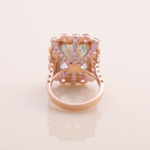 Anillo de Diamante Verde Radiante Cultivado en Laboratorio, Oro Rosa/Amarillo/Blanco de 9KT para Mujer, Incrustación de Garras, Halo Rosa, Certificado IGI, Chapado en Rodio, Lujoso - Product Image 3