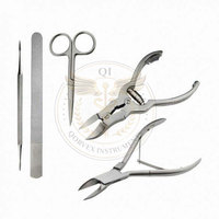 Kit d'outils de soin des ongles en acier inoxydable de haute qualité professionnel et luxueux, 4 pièces, ensemble d'instruments de podologie QORVEX