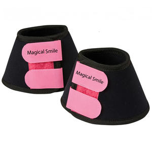 Botas de neopreno para caballos, perfectas para uso diario y de fácil cuidado. Previenen lesiones por sobrecarga. Cierre de cinta adhesiva fácil de usar. - Product Image 6