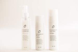 ขวดปั๊มอิมัลชันสำหรับรำข้าวผลิตภัณฑ์ดูแลผิวขนาด150มล. - Product Image 2