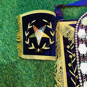 Conjunto de Regalia de Alta Calidad de la Estrella del Este |   Collar, delantal y puños bordados con flecos dorados, accesorios de regalia masónica - Product Image 3