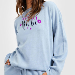 Ensemble de jogging décontracté pour femme, bleu clair, imprimé XOXO Babe, manches longues, col rond, avec poches latérales et cordon de serrage - Product Image 2