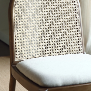 Chaise de salle à manger en rotin fabriquée au Vietnam, en bois de frêne - Product Image 1