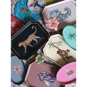 Modern Enamel Iron Tray Perfect For Coffee Table <b>Dining</b> Table Kitchen And Decorative Arrangements - Product Image 6
