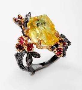 Bague en forme de branche d'arbre en citrine brute, conçue pour un style inspiré de la nature, offrant une beauté dorée chaleureuse et un attrait classique intemporel. - Product Image 1