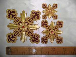 Croix d'église brodées à la main sur mesure de haute qualité, décorations de vêtements religieux à coudre, badges métalliques avec dentelle - Product Image 5