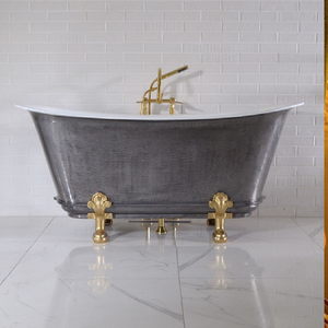 Bañera de cobre martillado con pies dorados ornamentados. Perfecto para un espacio elegante y con estilo. Disponible a precios de mayorista. - Product Image 3