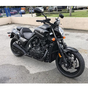 Motocyclettes YAMAHA VMAX 1700cc à vendre - Product Image 6