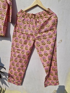 Ensemble de pyjama en coton imprimé floral Buta avec pochette, vêtements de détente pour femmes, ensemble de nuit coordonné, vêtements de nuit doux et respirants - Product Image 3